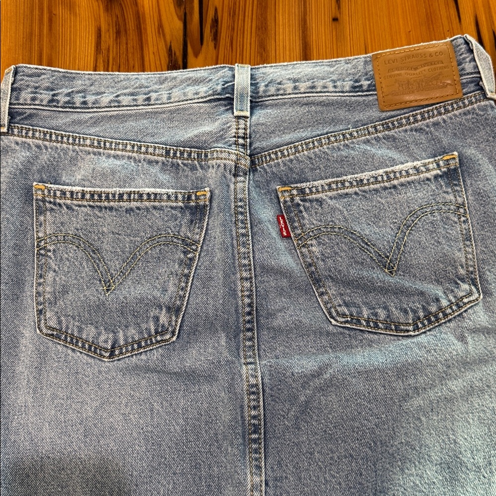 Womens Levi’s vintage Denim Maxi Skirt - Picture 3 of 6